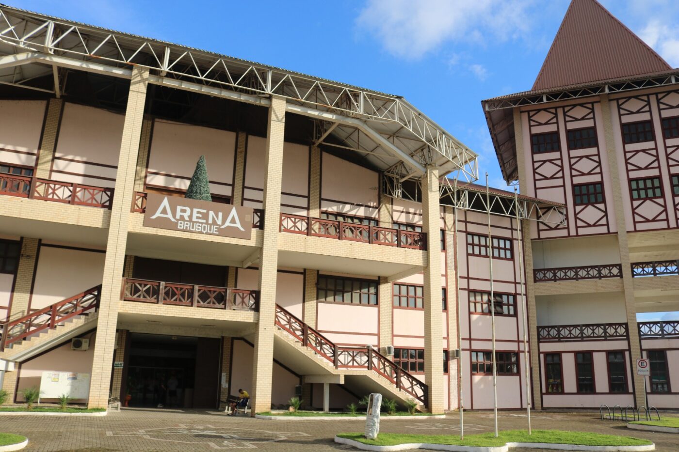 Reformas no telhado da Arena Brusque devem ser licitadas ainda neste semestre