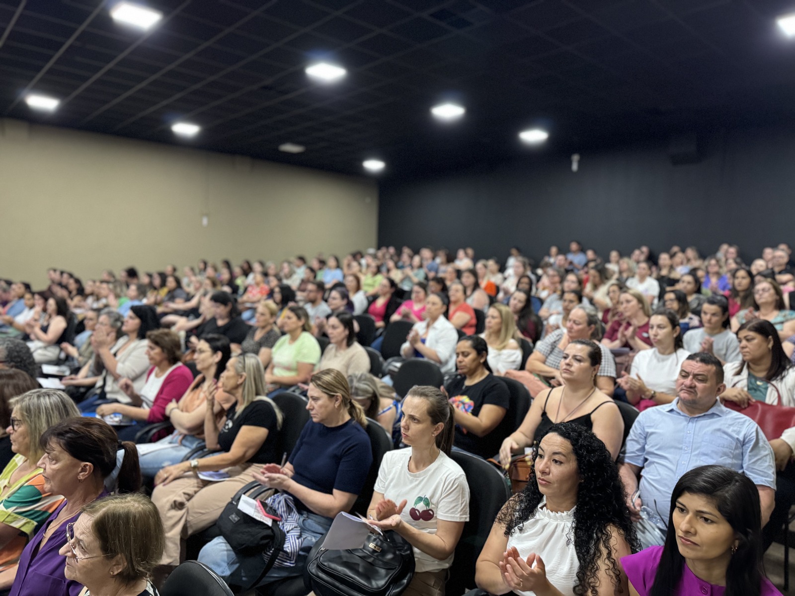 Secretaria de Educação realiza o Seminário de Boas Práticas em Alfabetização e Recomposição de Aprendizagens