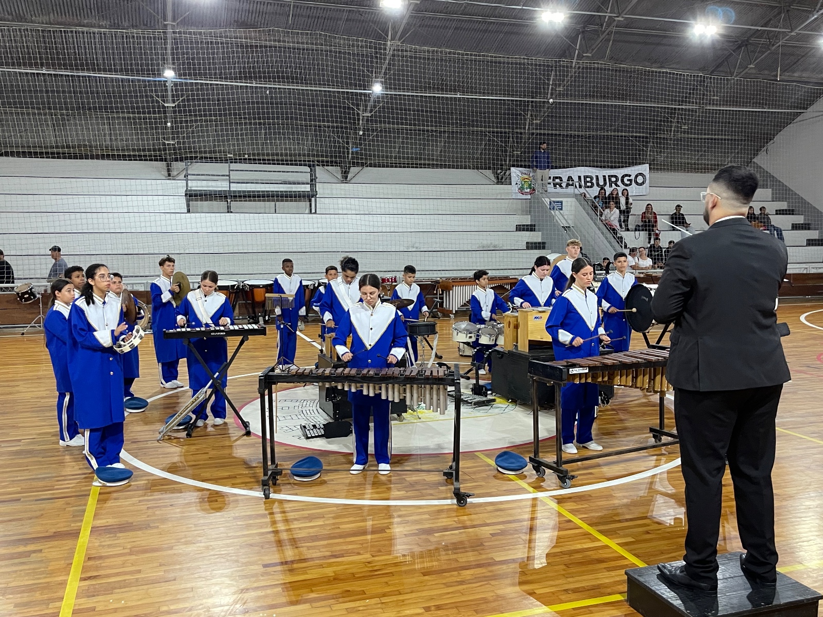 Fanfarra da Escola Cívico-Militar Paquetá conquista campeonato estadual