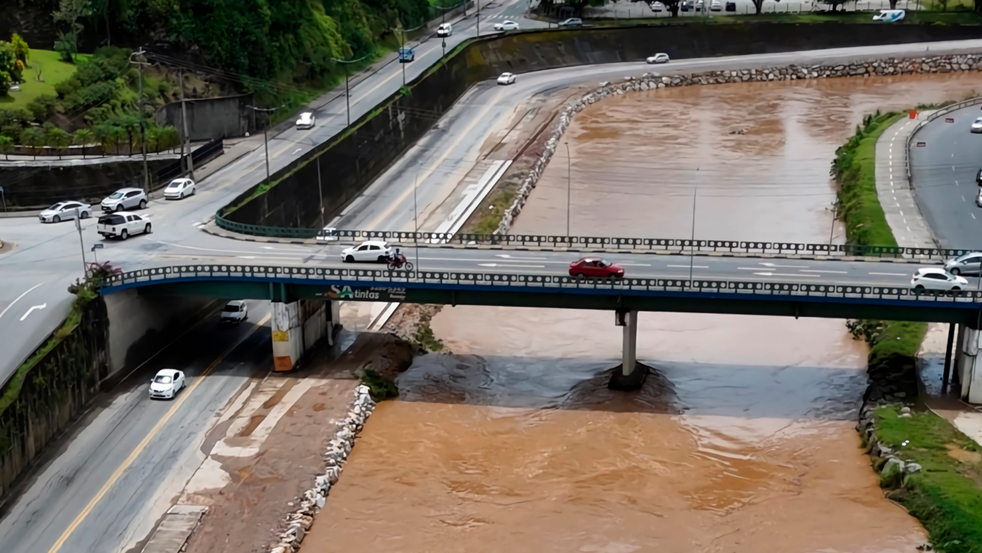 Obras de enrocamento passam no teste e protegem margens da Beira Rio durante as chuvas