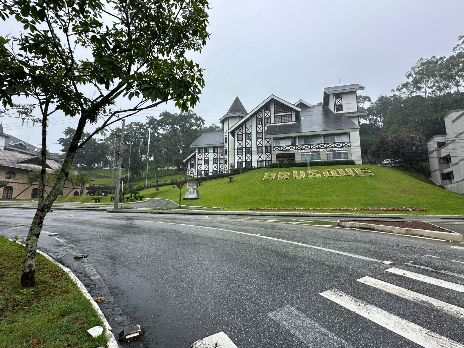 Defesa Civil alerta para chuva volumosa entre quinta e sábado (23 a 25)