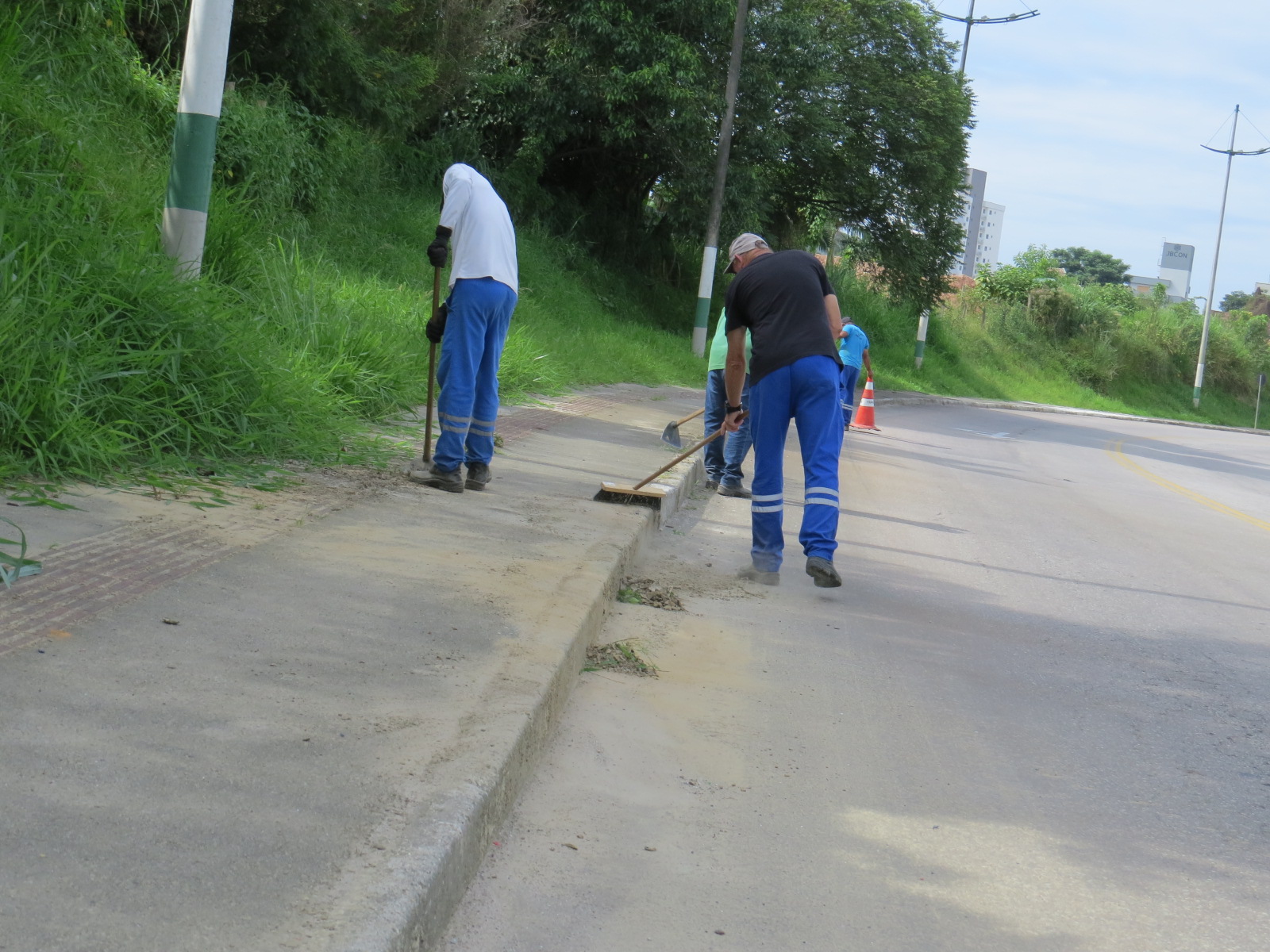 Confira as ações da Secretaria de Obras programadas para esta segunda-feira (17)